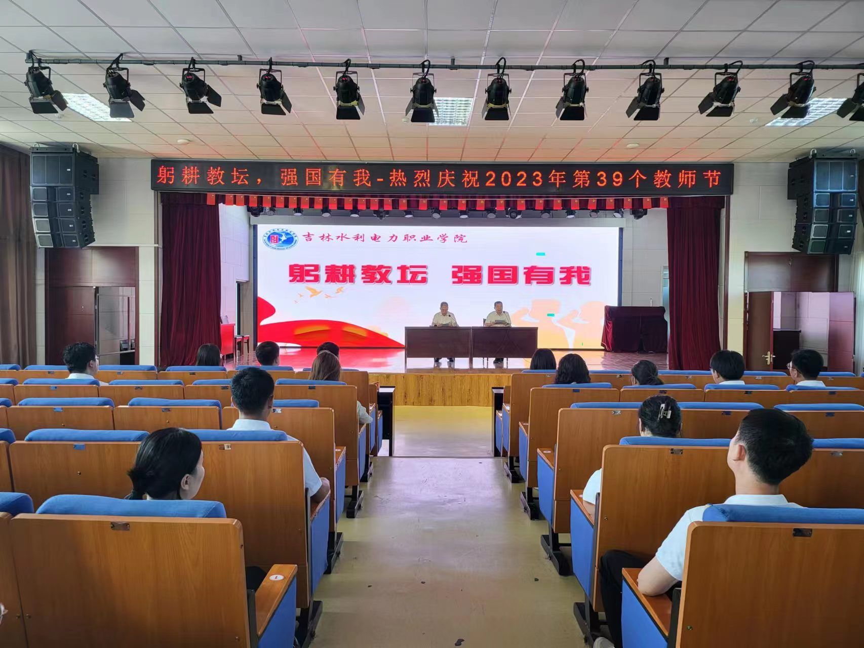 912bea1f5e89688aaa8e4d19933d3c8.jpg 912bea1f5e89688aaa8e4d19933d3c8.jpg