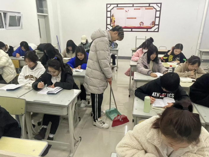 图片 10.png 图片 10.png