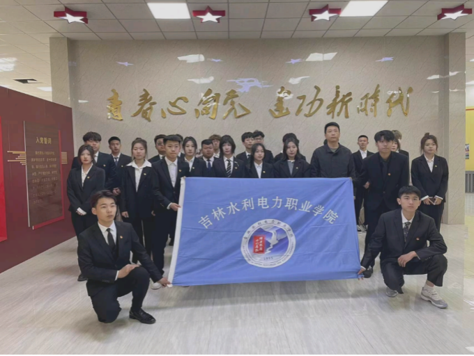 图片2.png 图片2.png