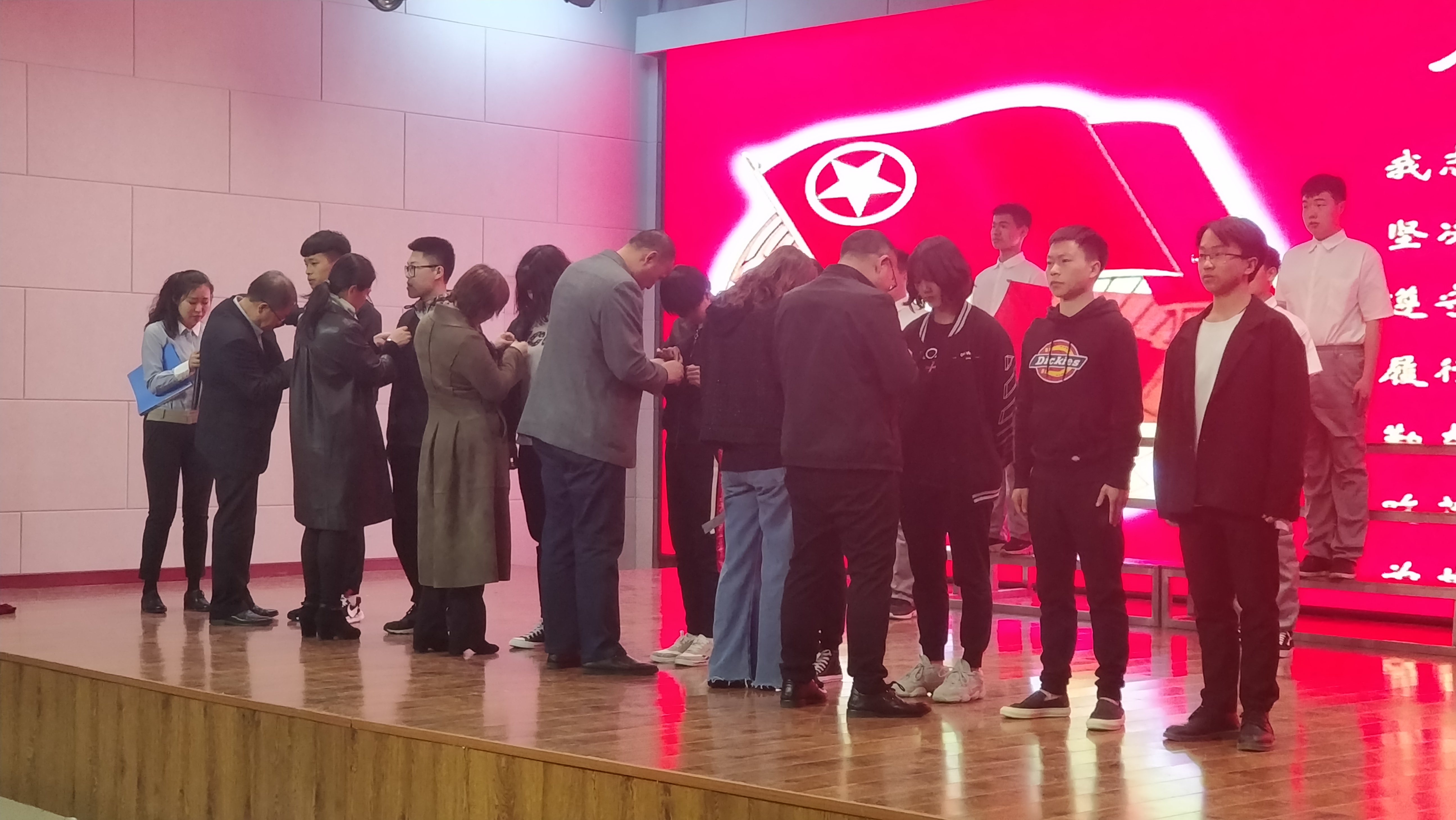 微信图片_20190430105105.jpg 微信图片_20190430105105.jpg