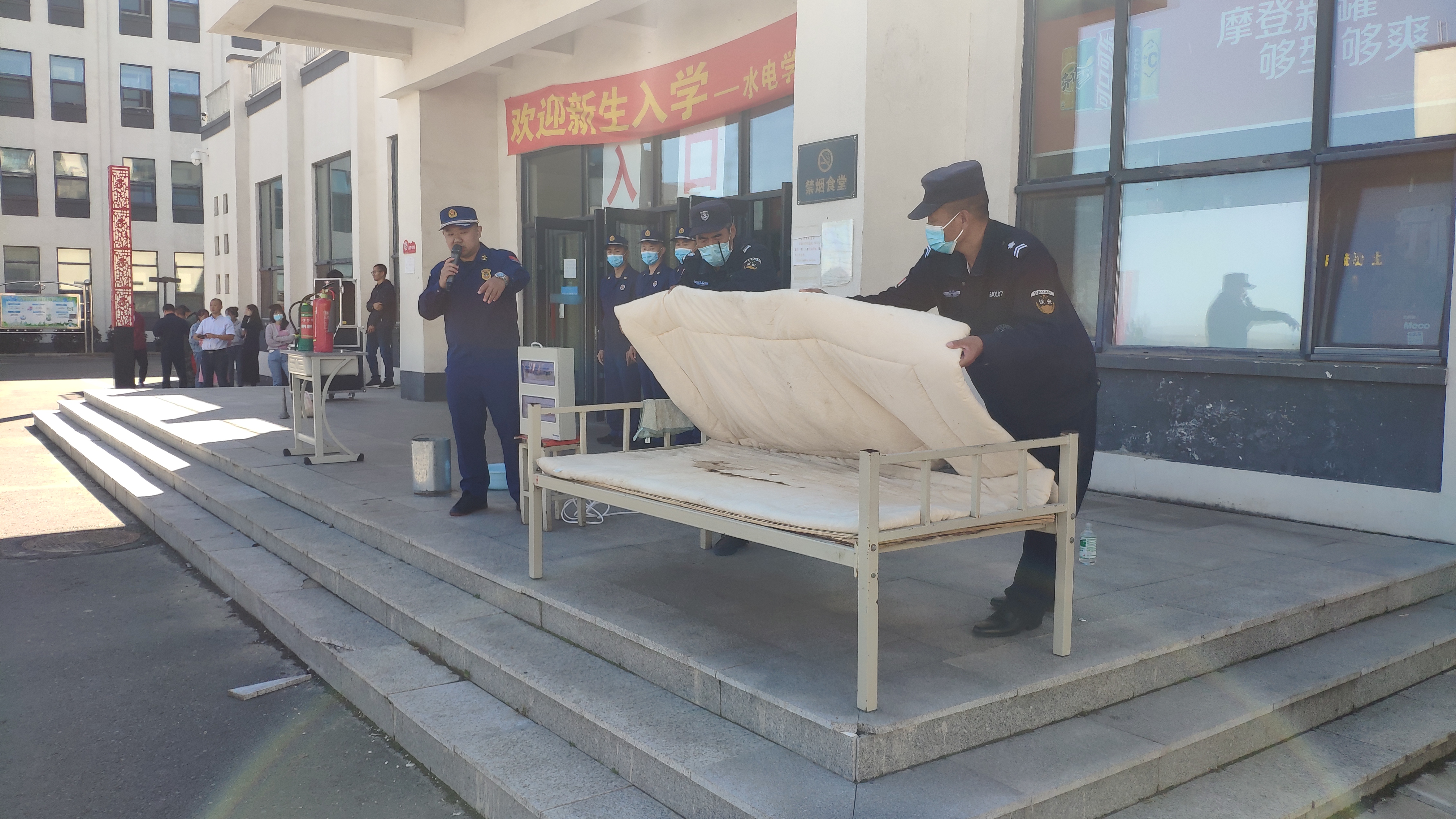 图片3.jpg 图片3.jpg