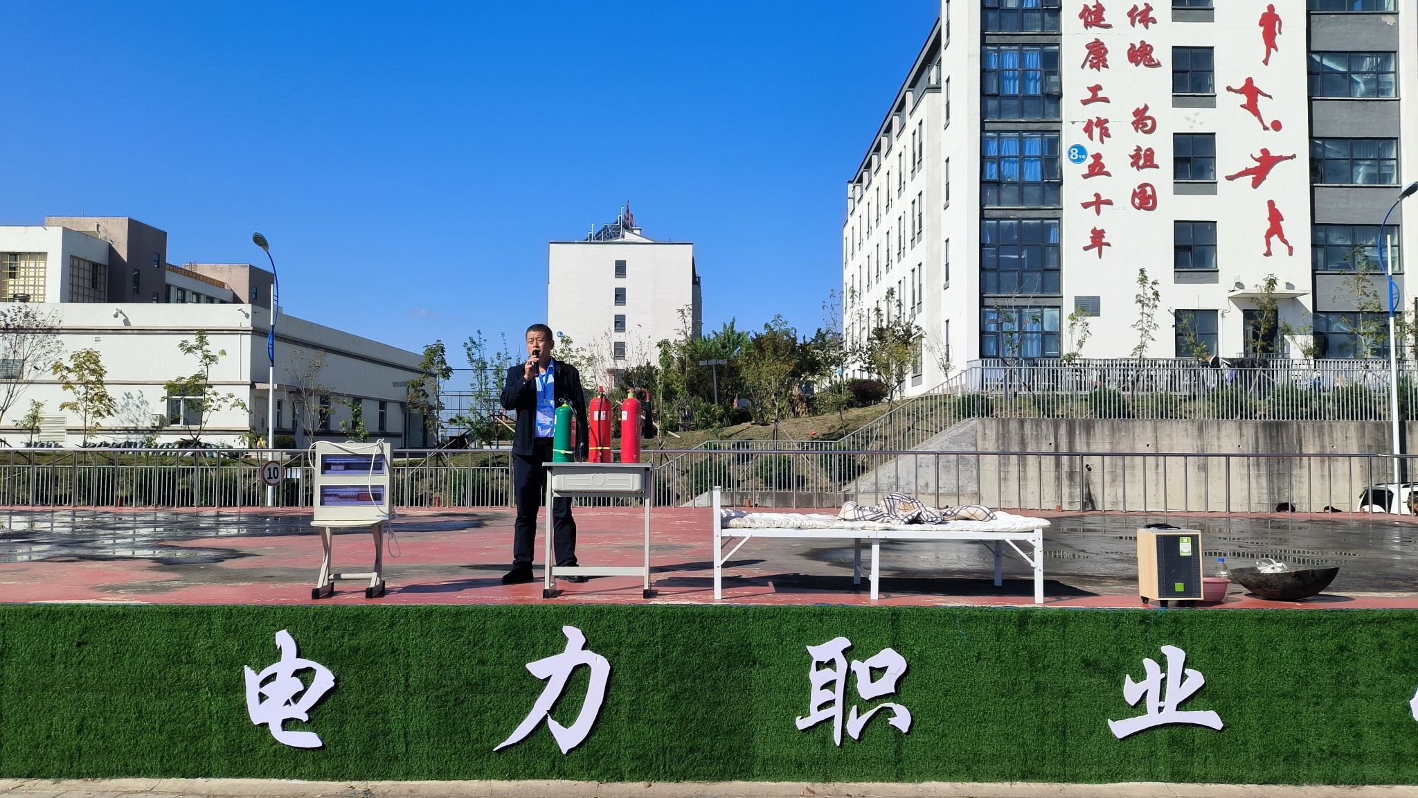 8314b29e20cc969fe53a31859010530.jpg 8314b29e20cc969fe53a31859010530.jpg