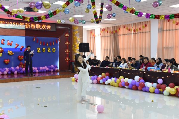 10桥边姑娘.jpg 10桥边姑娘.jpg